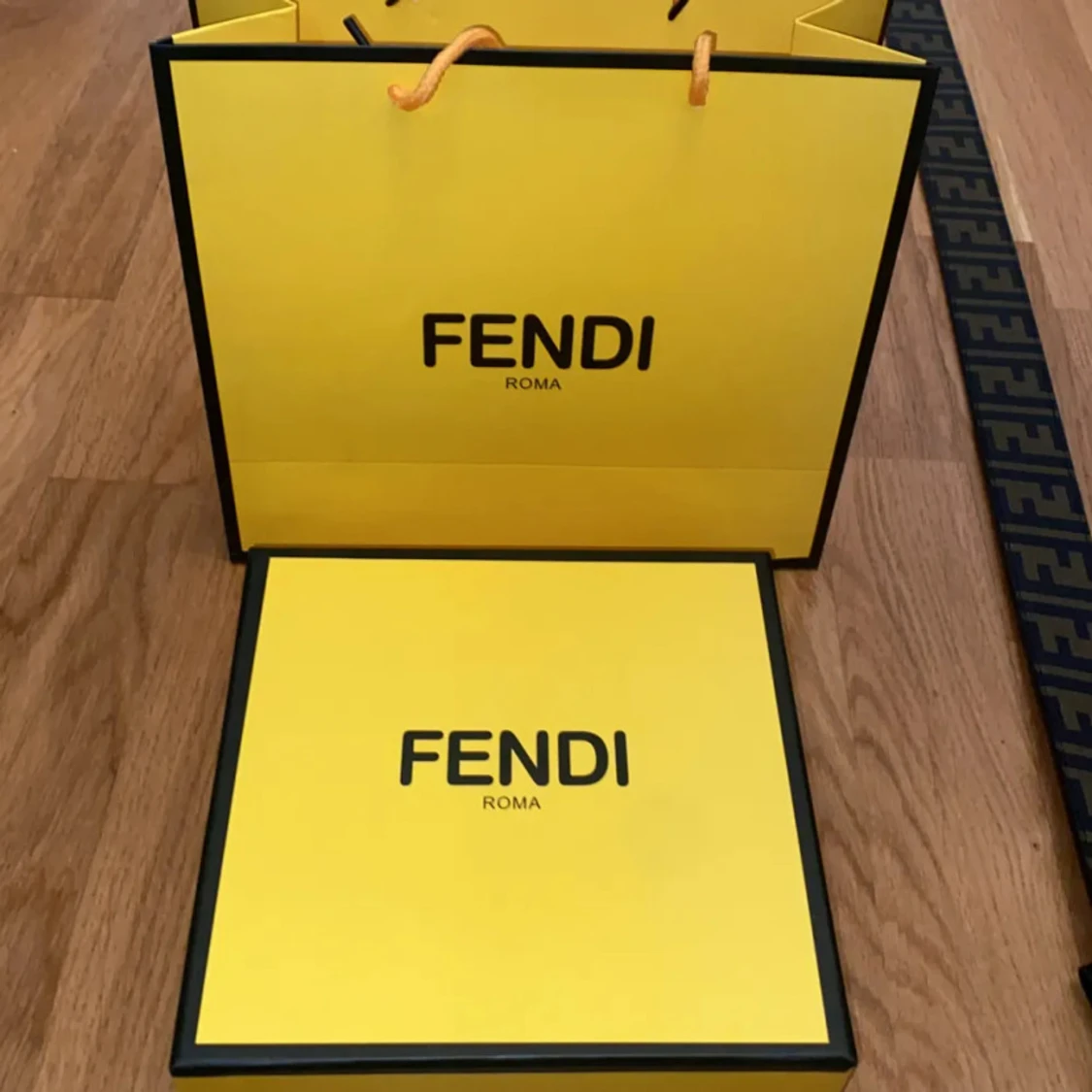 Fendi bälte (pris kan diskuteras ) - 3