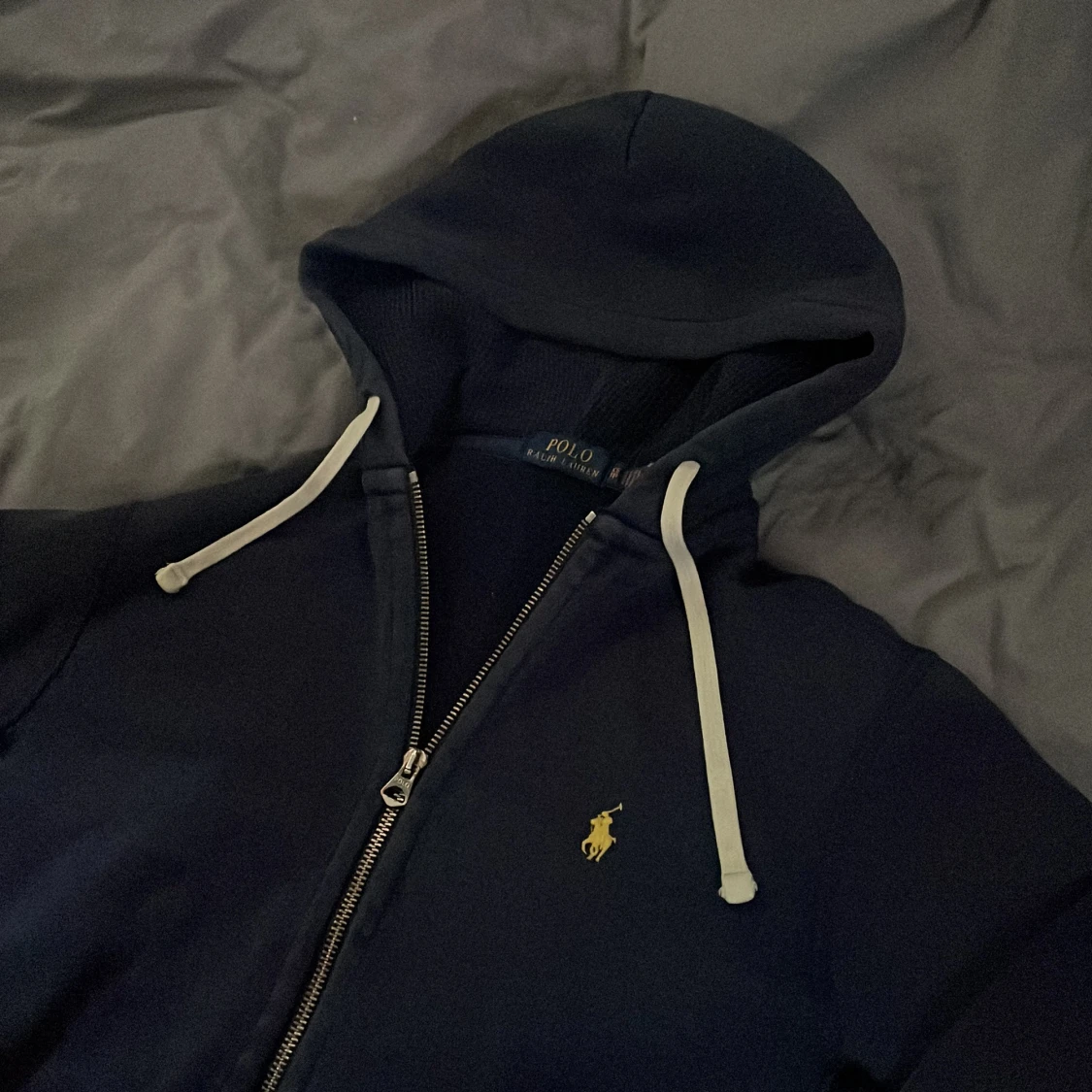 Mörkblå hoodie från Polo Ralph Lauren - 1