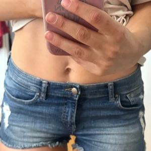 Blå jeansshorts  - Blå jeans minishorts