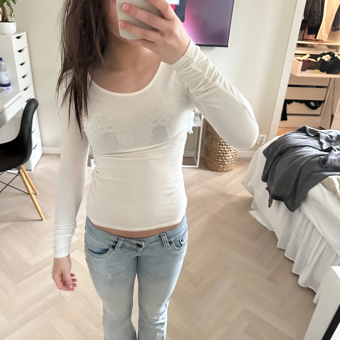 Basic vit långärmad topp