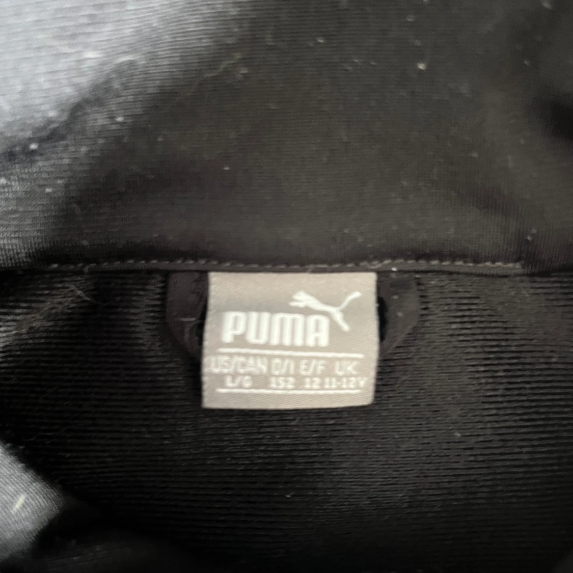 Svart träningsjacka från Puma - 2