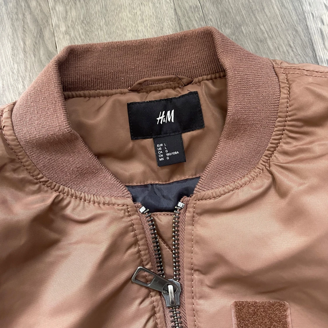 Brun bomberjacka från H&M, storlek L - 1