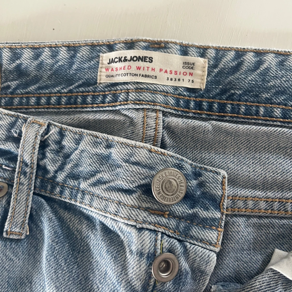 Ljusblå jeans från Jack & Jones - 2