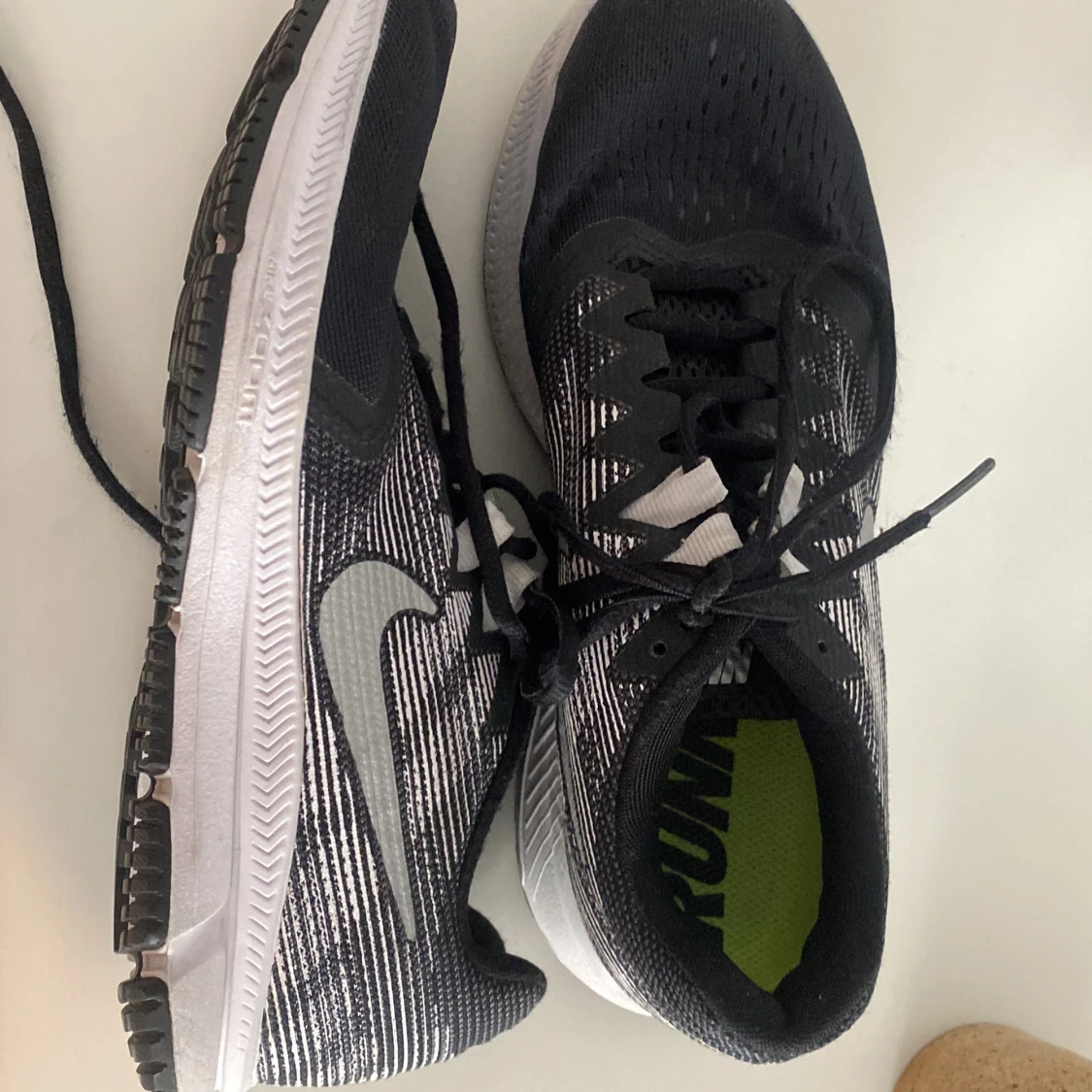 Nike Air Zoom Span 2 svart/vit sneakers - 4