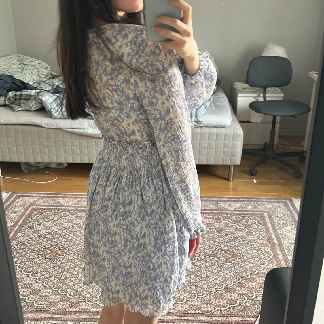 Blommig klänning - 1