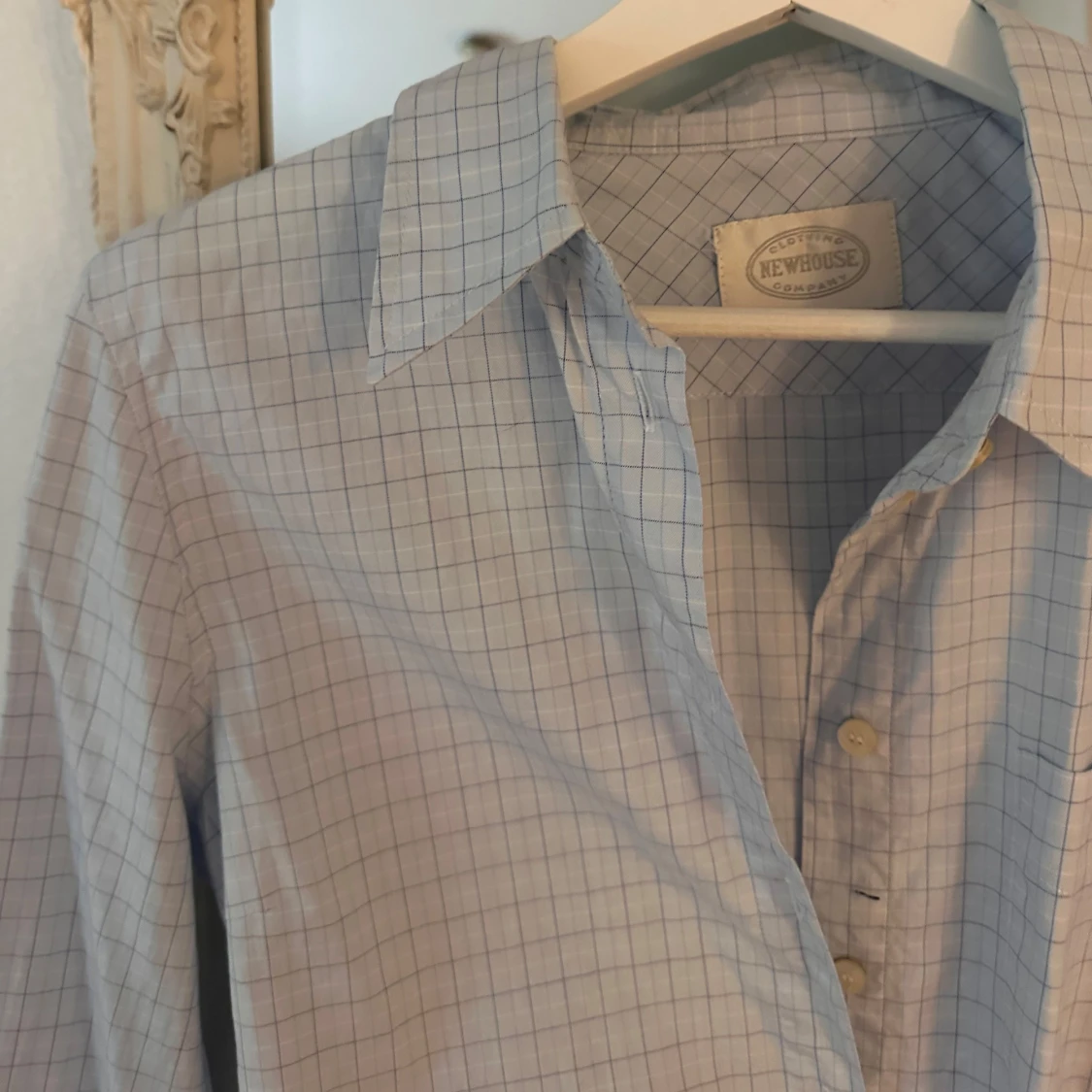 Ljusblå rutig skjorta från Newhouse - 1