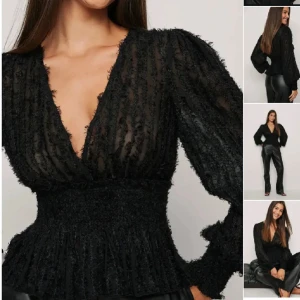 Nakd blus  - Använd endast en gång!! Världens finaste och slutsåld. 🤍🖤🖤🖤🖤Inga defekter alls. 