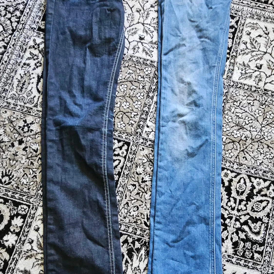 2 par Diesel  jeansbyxor, blå & mörkblå - 1