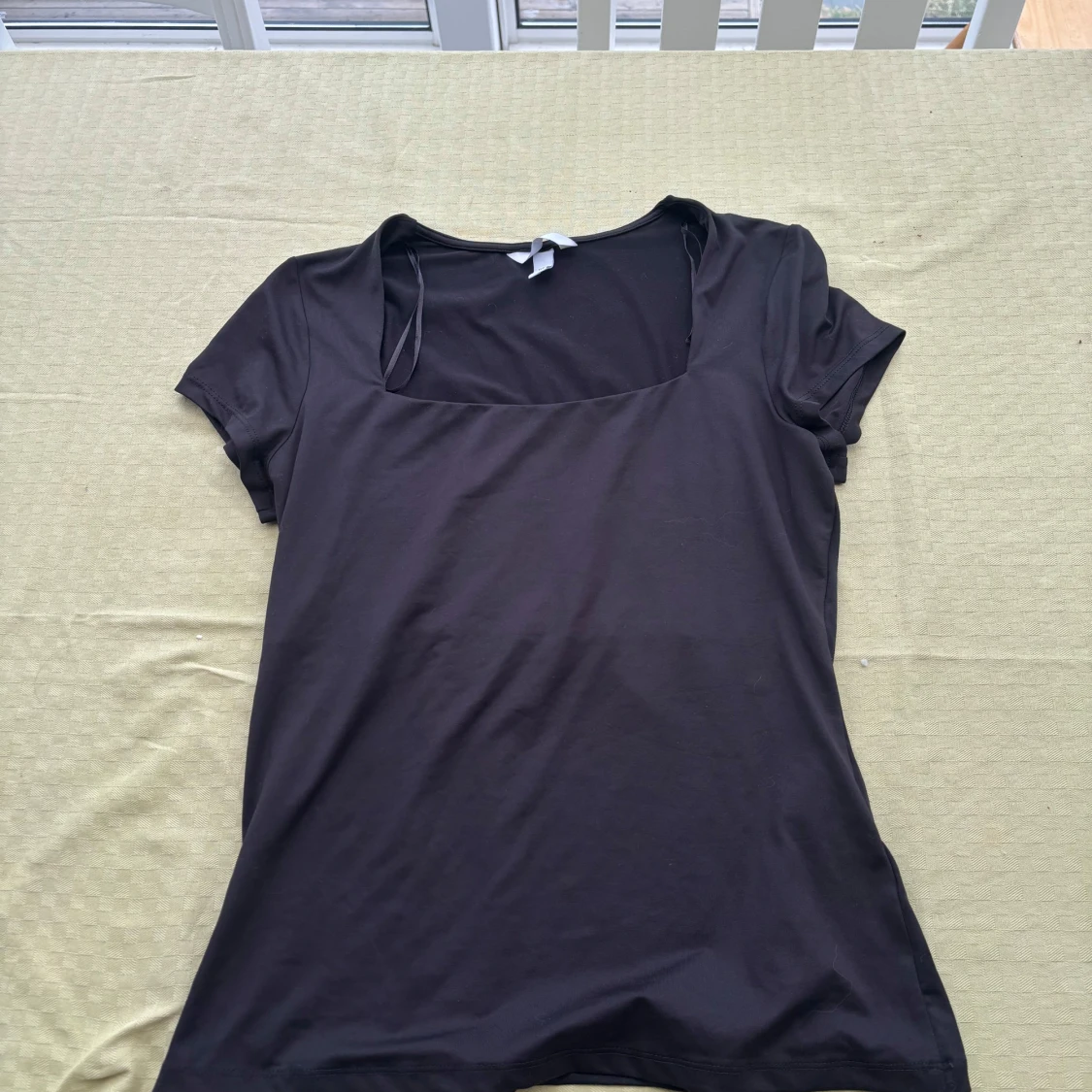 Svart kortärmad topp