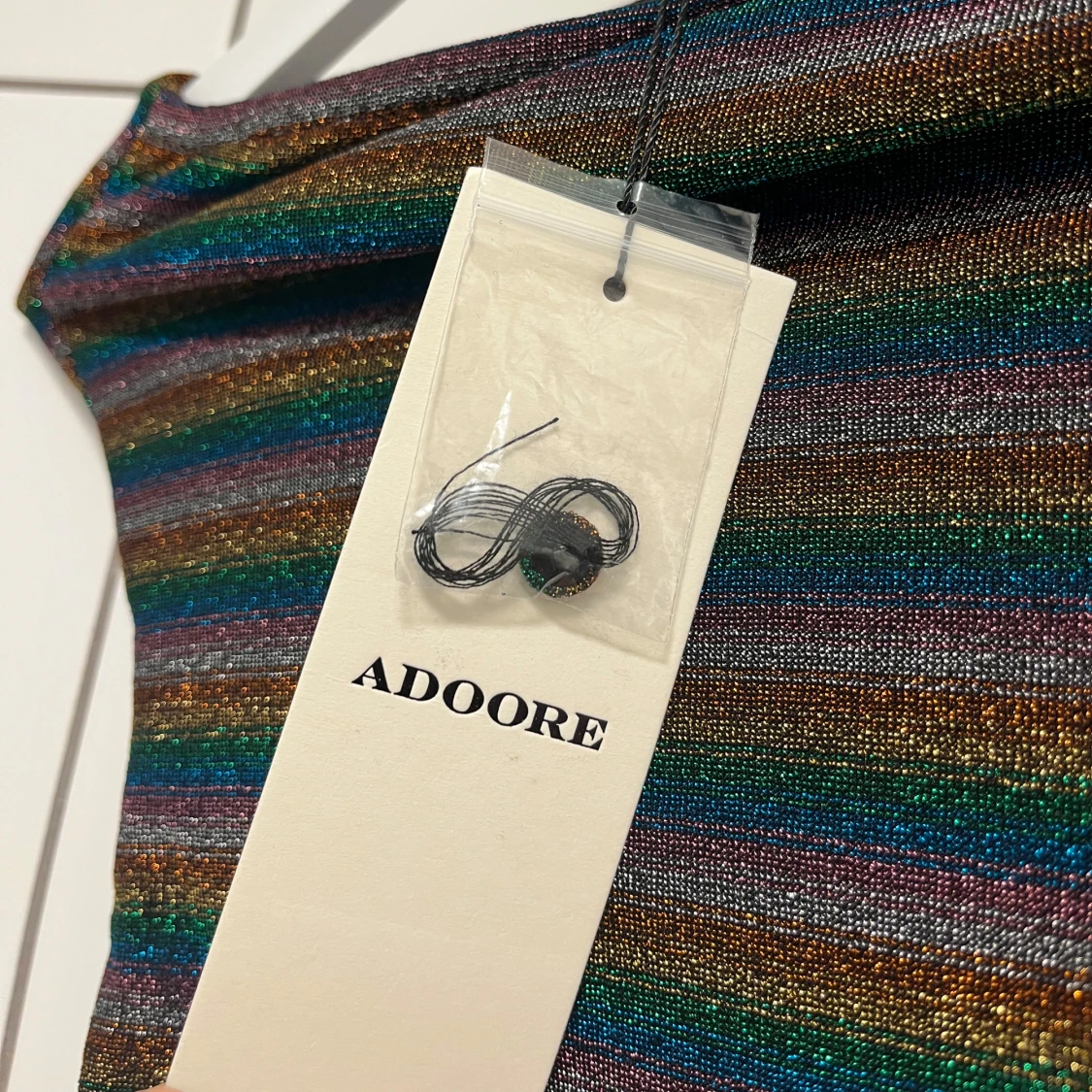 Randig glittrig klänning från ADOORE - 2