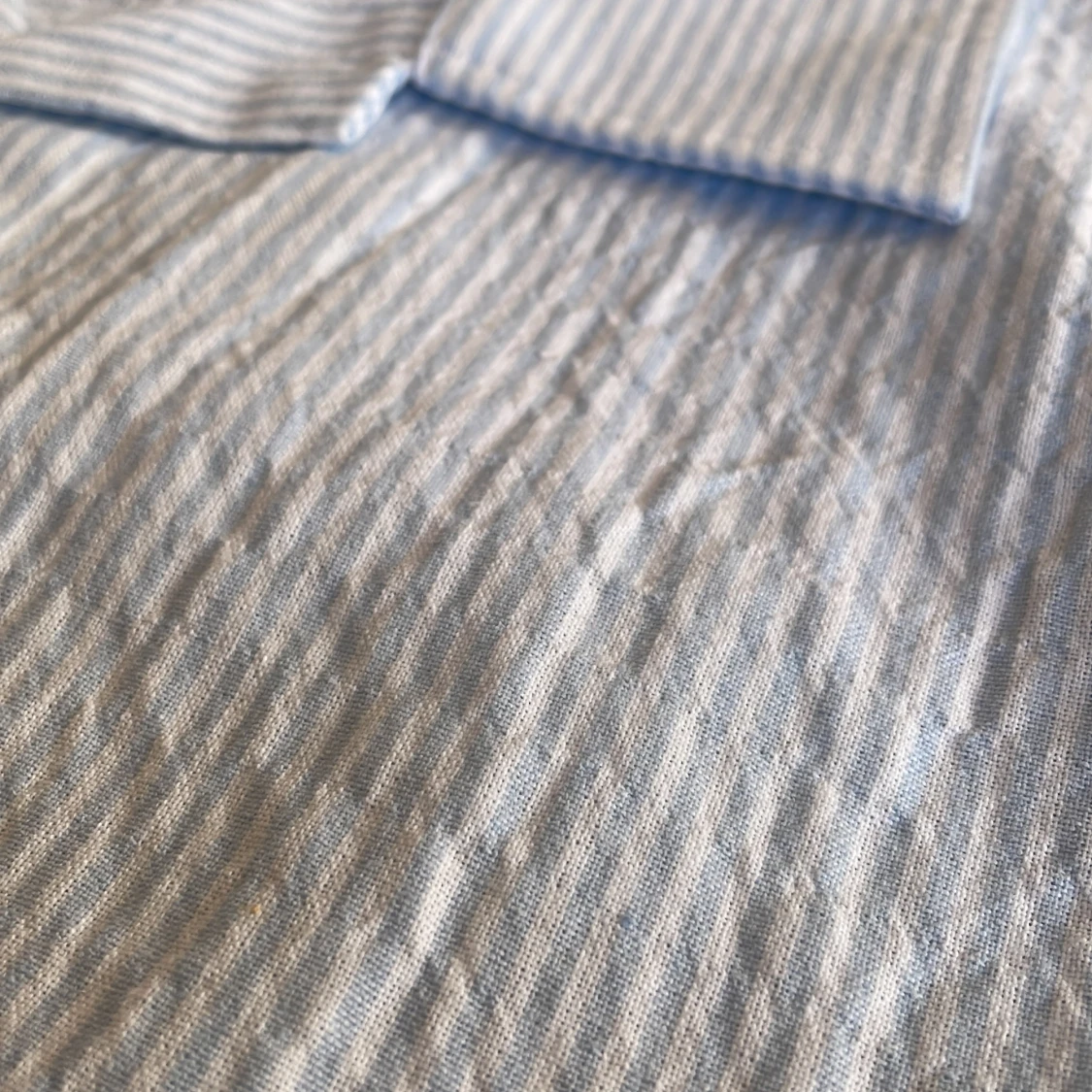 Ljusblå randig skjorta från NN07 - 3