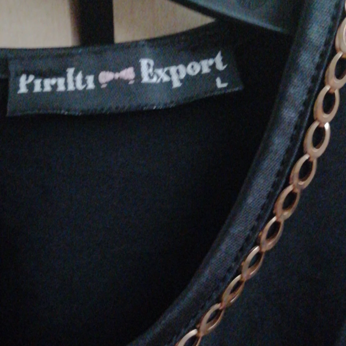 Svart ärmlös topp från Pirita Export - 1