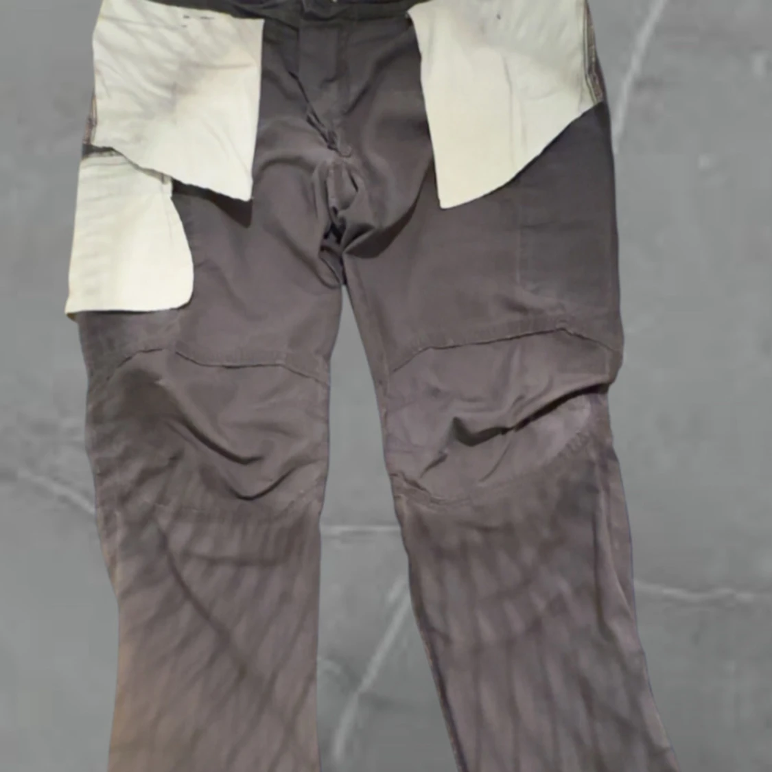 Grå cargopants med fickor - 2