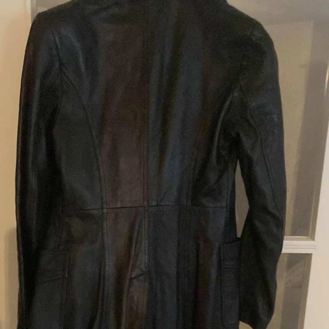 Svart skinnrock från Roco Baroco äkta skinn - 4