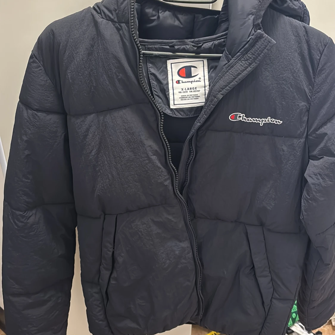 Svart pufferjacka från Champion XL