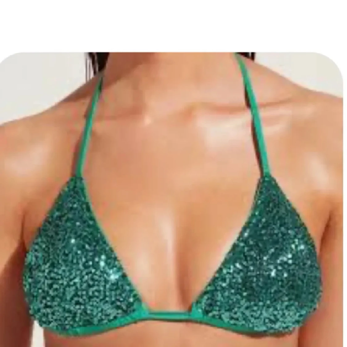 Grön glittrig bikini med paljetter