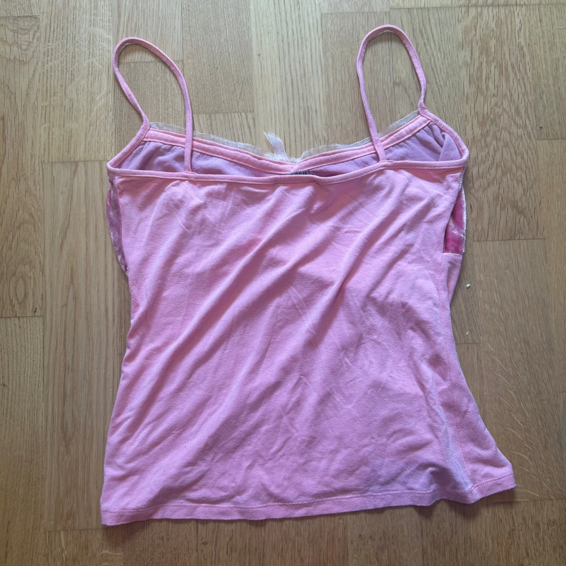 Rosa linnetopp från Morgan med sammet - 1