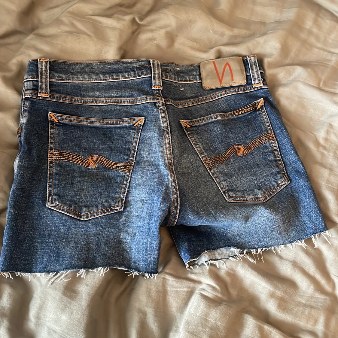 Blå jeansshorts från Nudie Jeans - 1