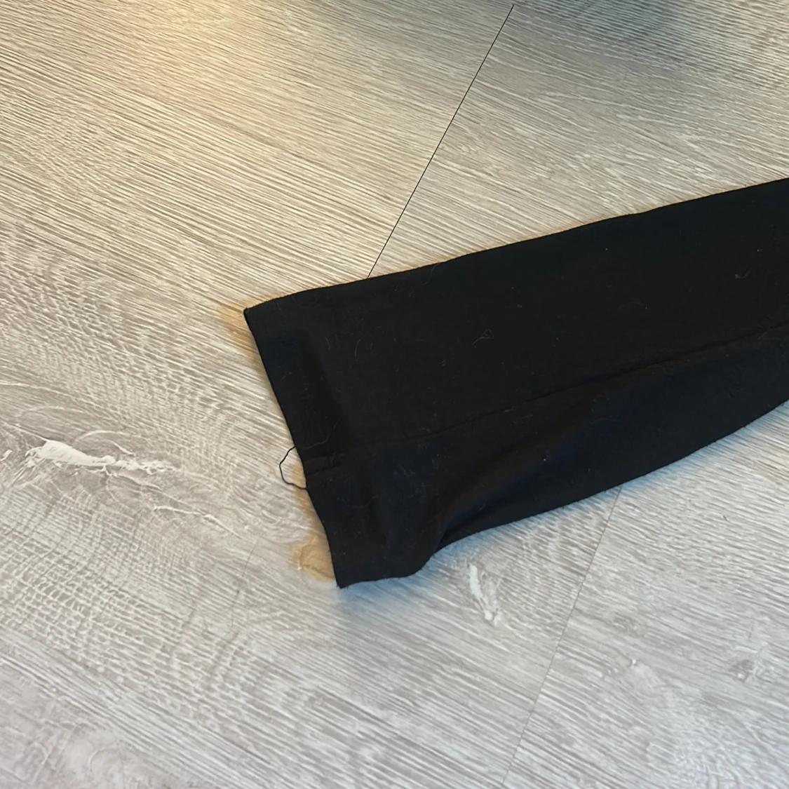 Svart omlottopp med knyt från Gina Tricot - 2