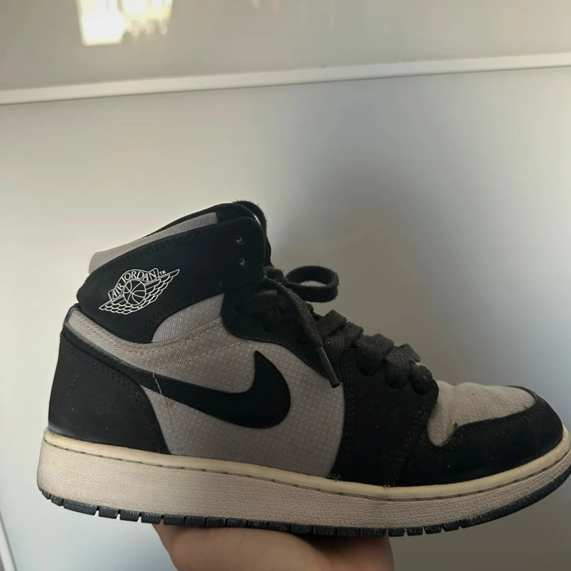 Nike Air Jordan 1 svart/grå sneakers - 2
