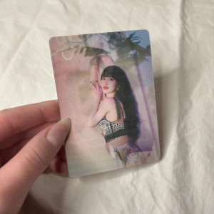Twice Momo lenticular card - Från Twice Taste Of Love album