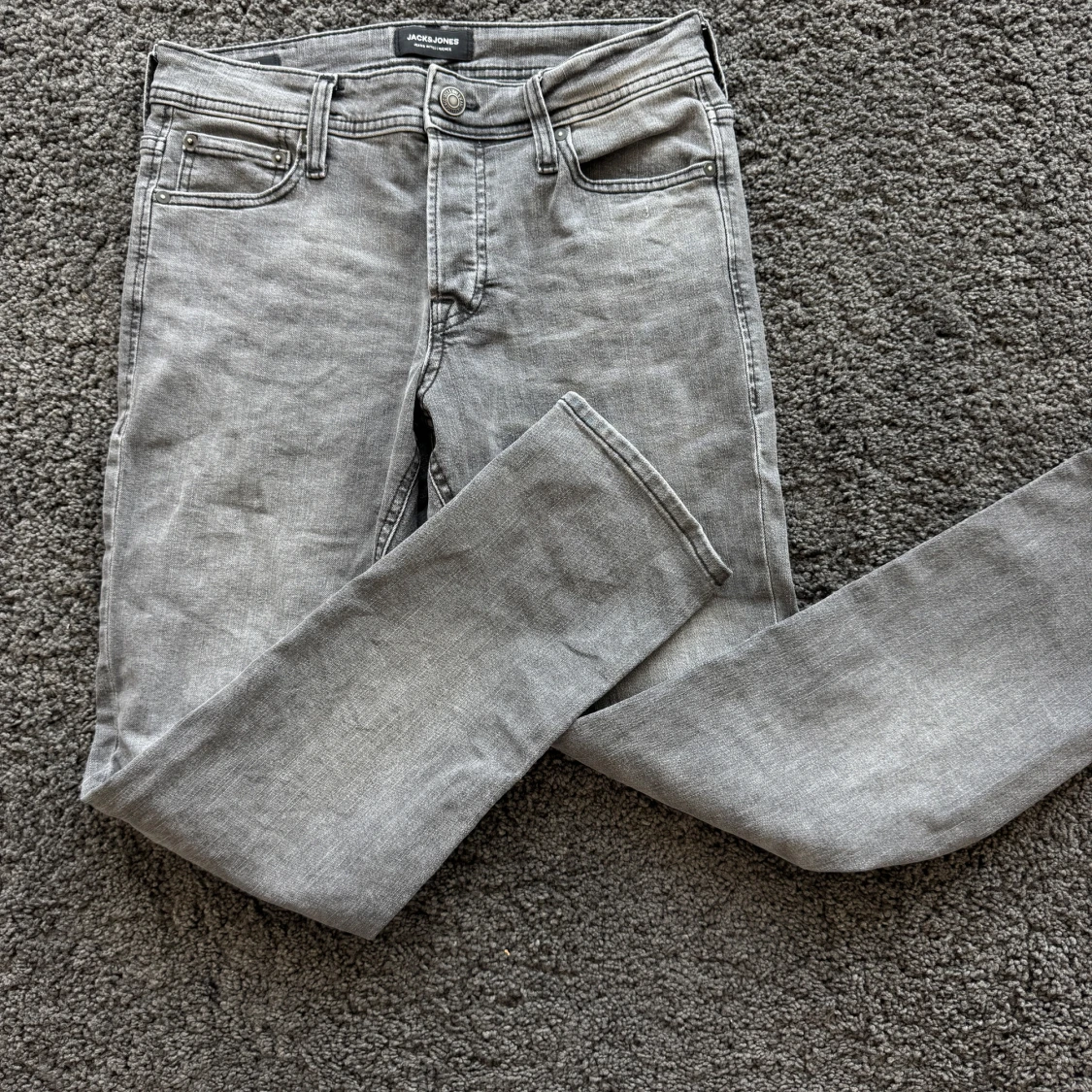 Grå slim jeans från Jack & Jones