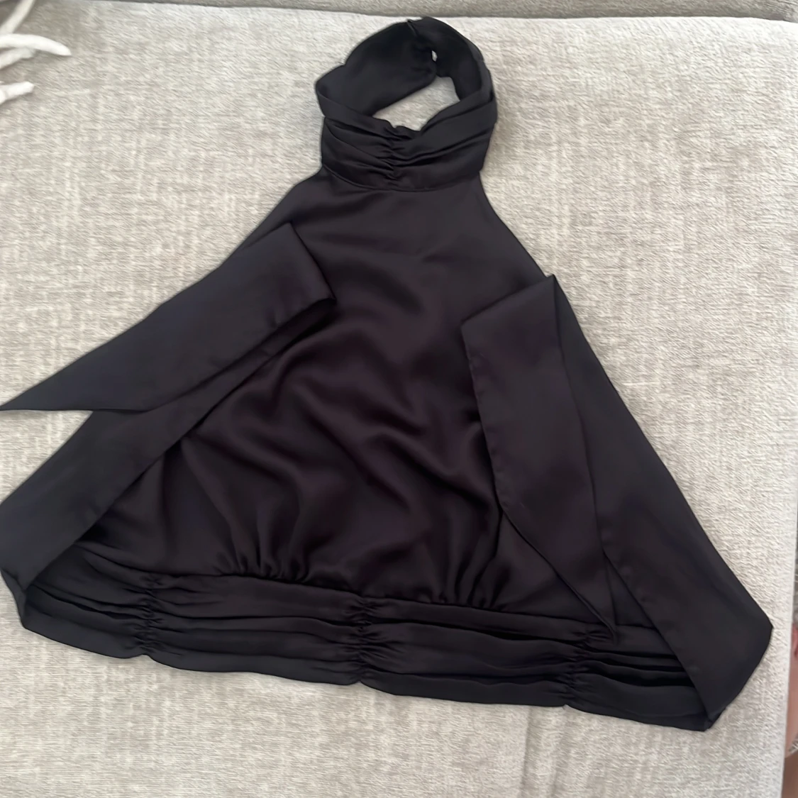 Svart halterneck topp Gina Tricot - 1