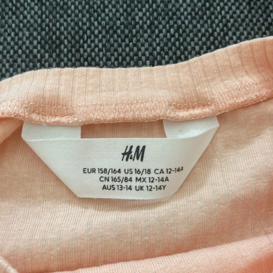 Ljusrosa ribbad topp från H&M - 2