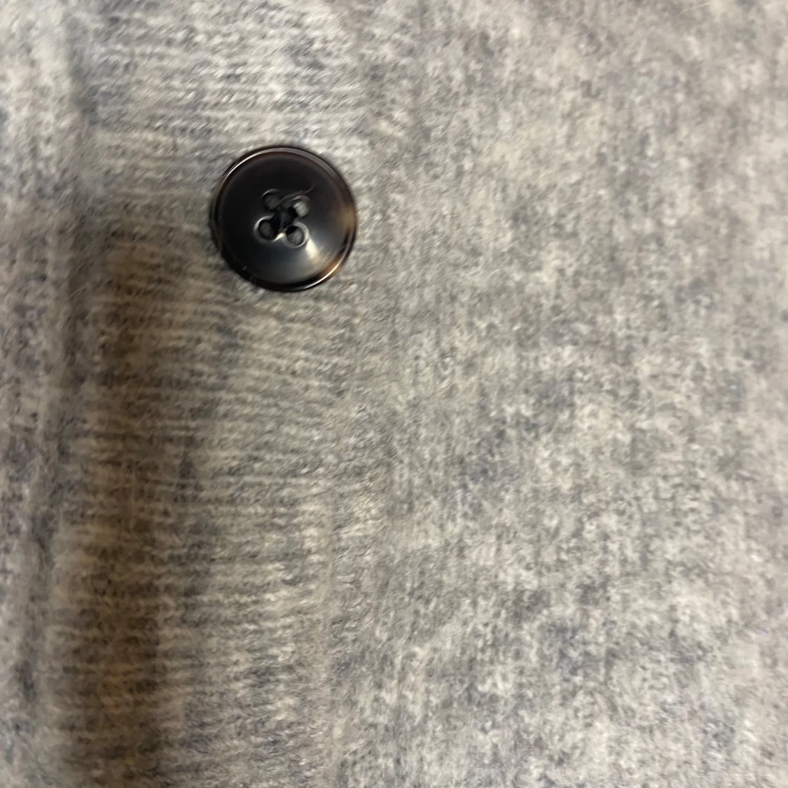 Grå stickad kofta från Selected Femme - 2