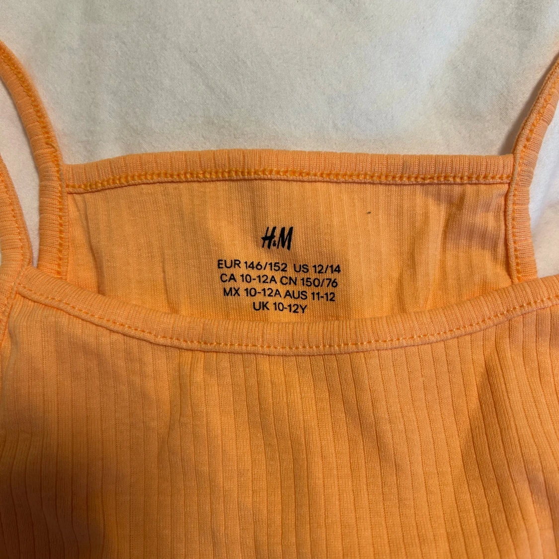 Ribbad orange linnetopp från H&M - 1