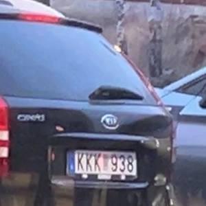 Jag säljer min bil - Den har en cool registreringsplåt