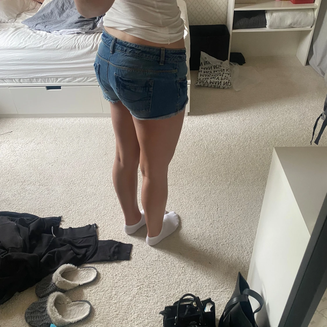 Low waist jeans shorts - 1