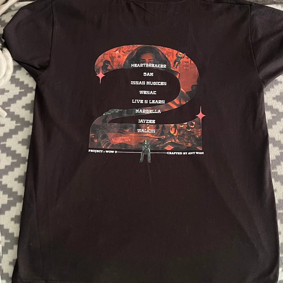 Merch  - 1
