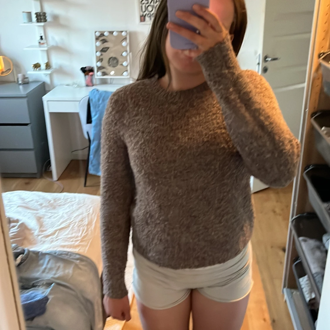 Brun stickad tröja - 2