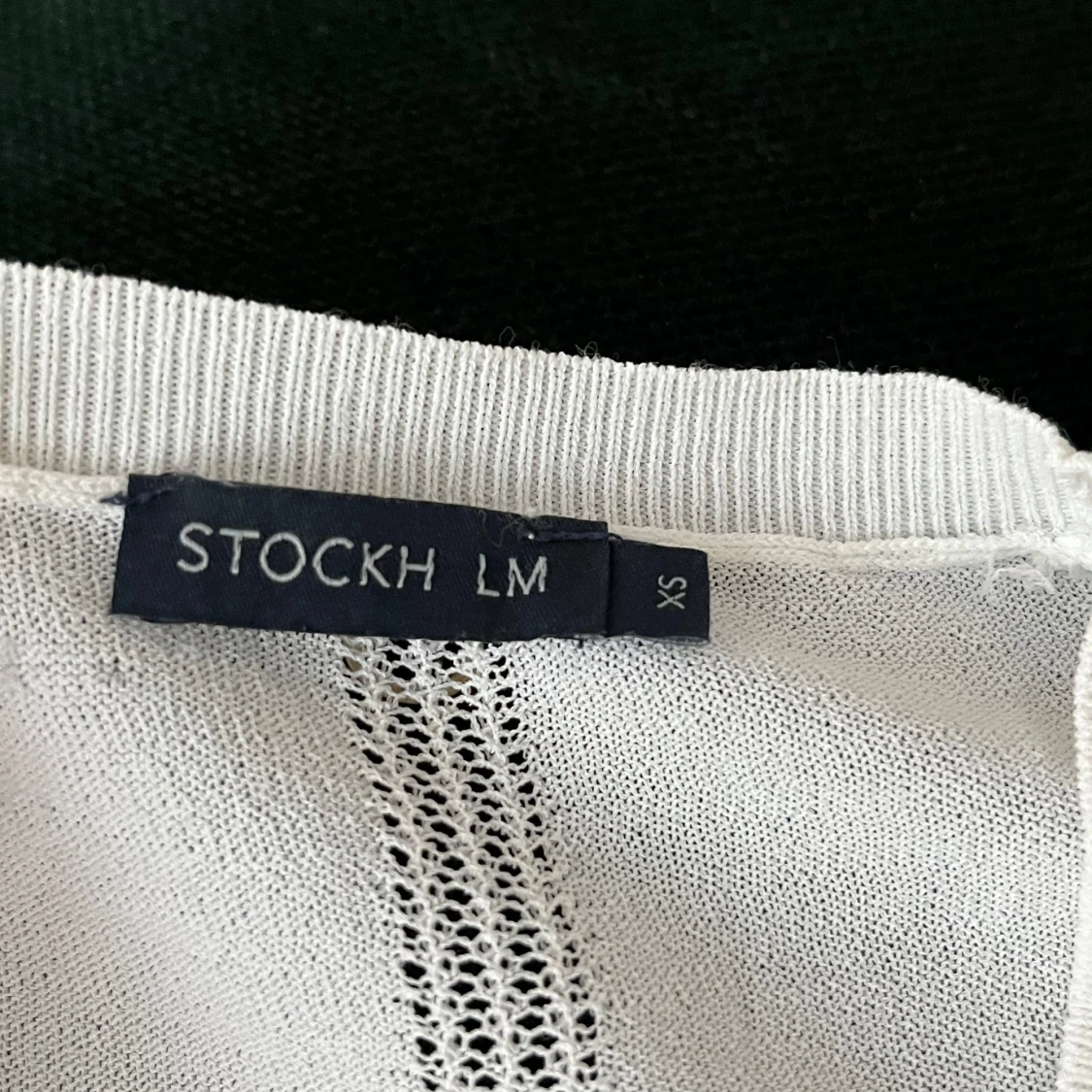 Vit kortärmad t-shirt från Stockh lm - 2