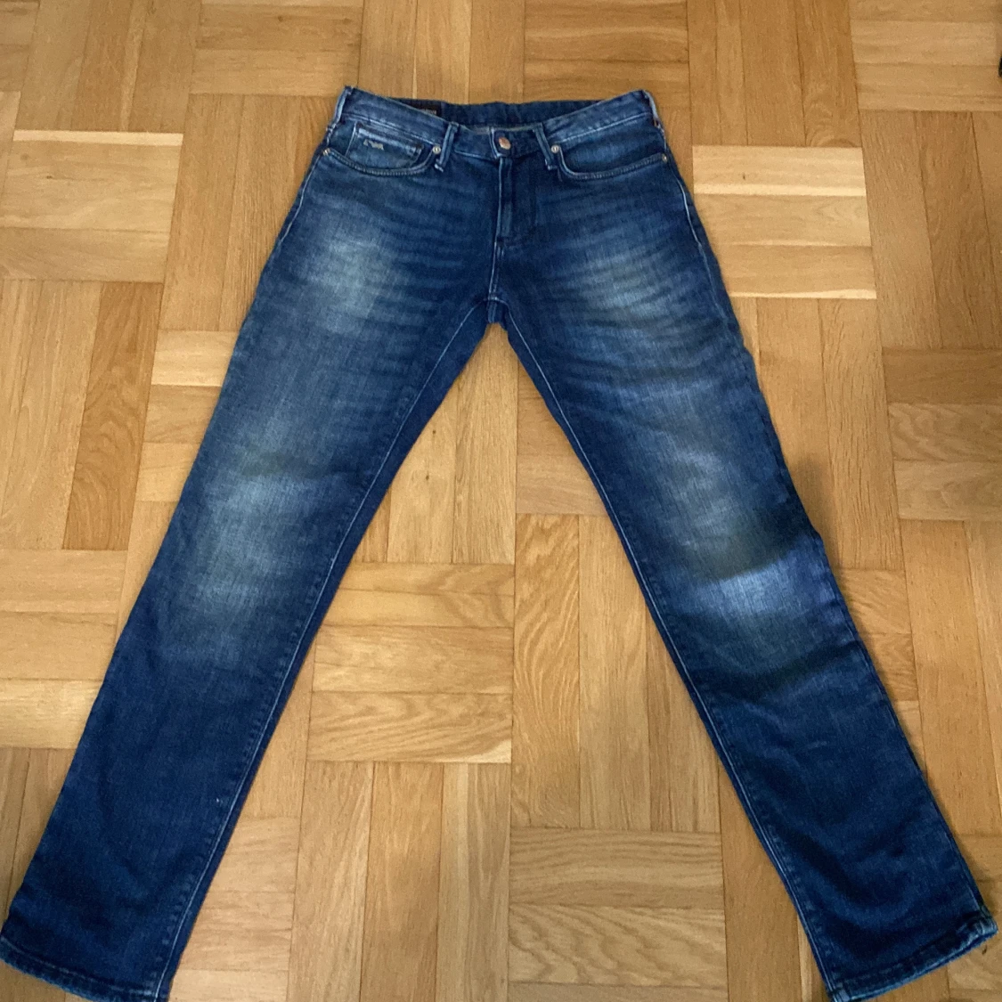 Blå jeans från Emporio Armani