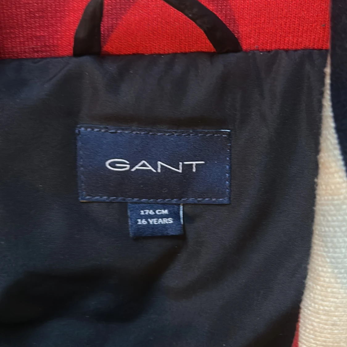 Svart vindjacka från GANT - 4