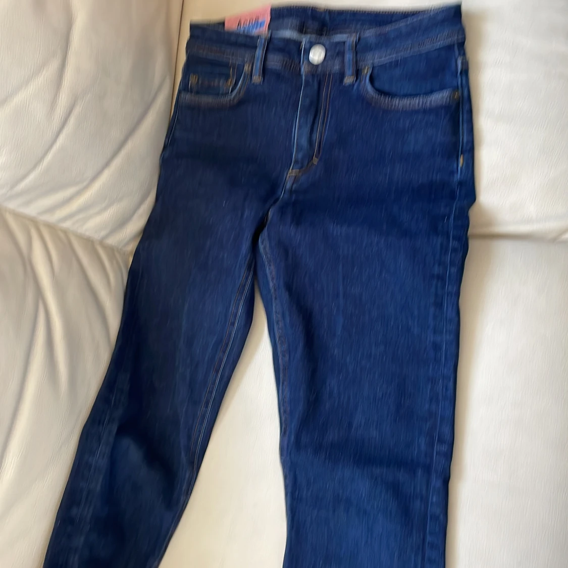 Mörkblå jeansbyxor från Acne Studios Blå Konst