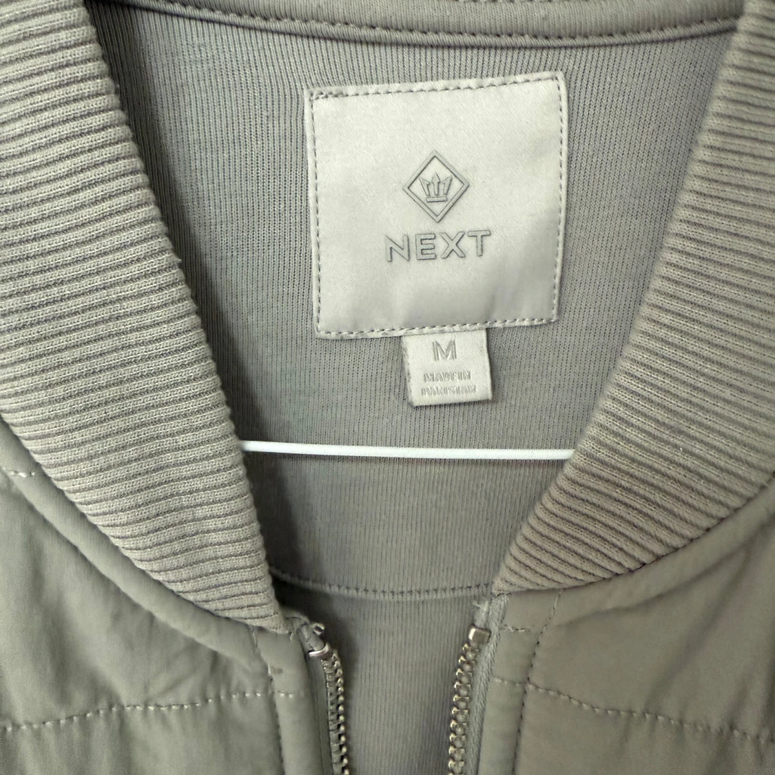 Ljusgrå väst från Next - 2