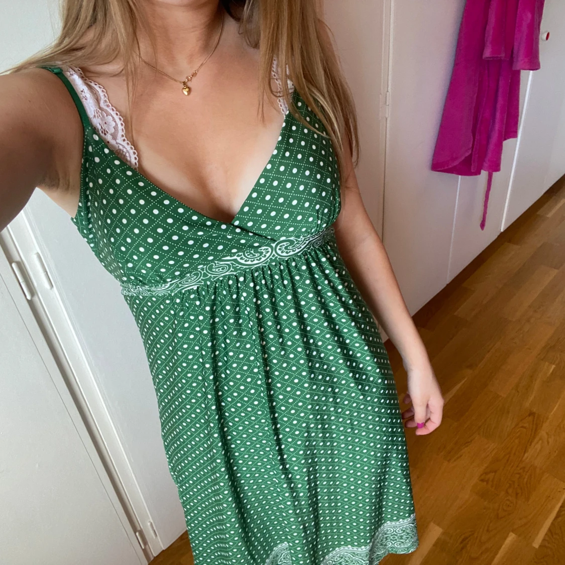 Grön klänning