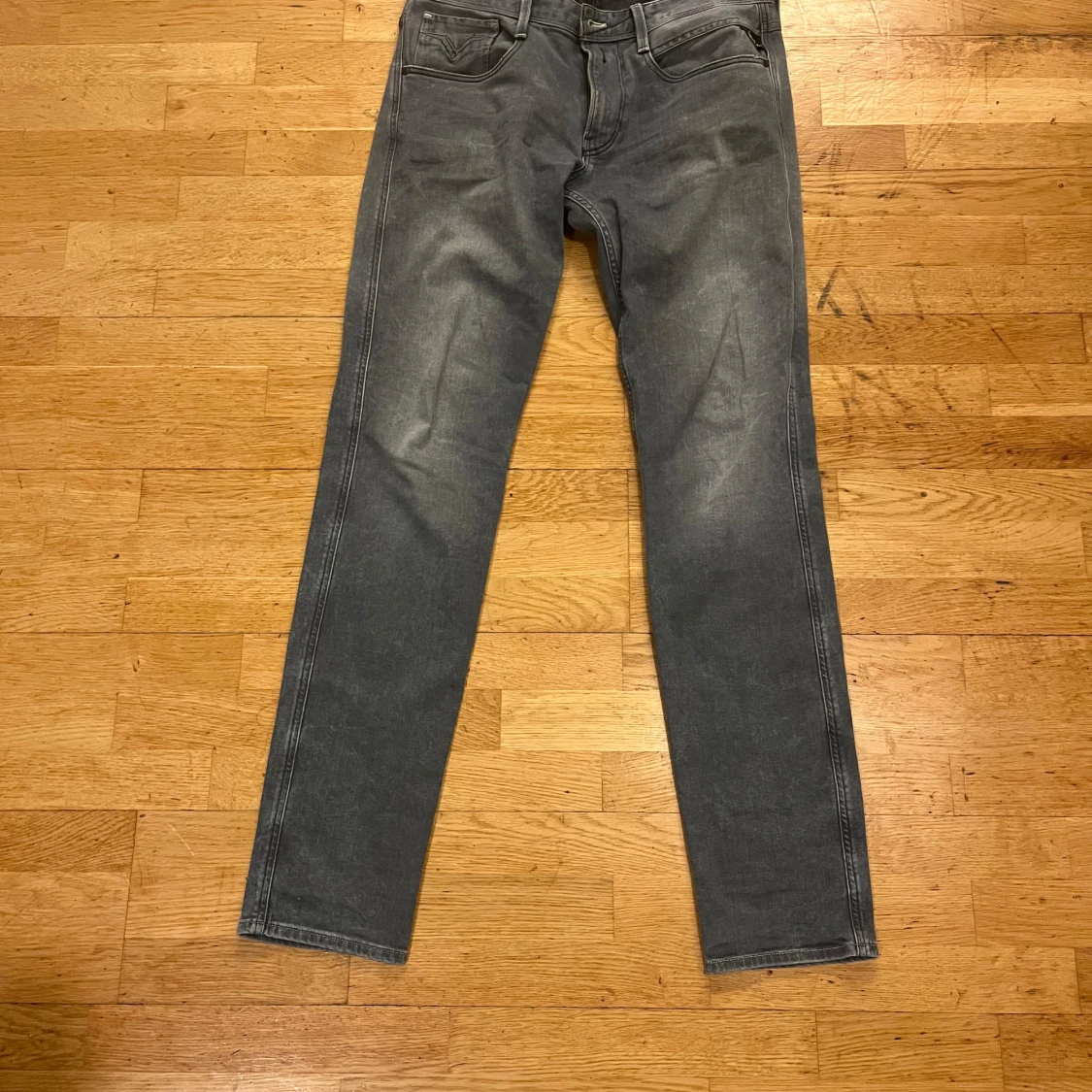 Gråa replay jeans
