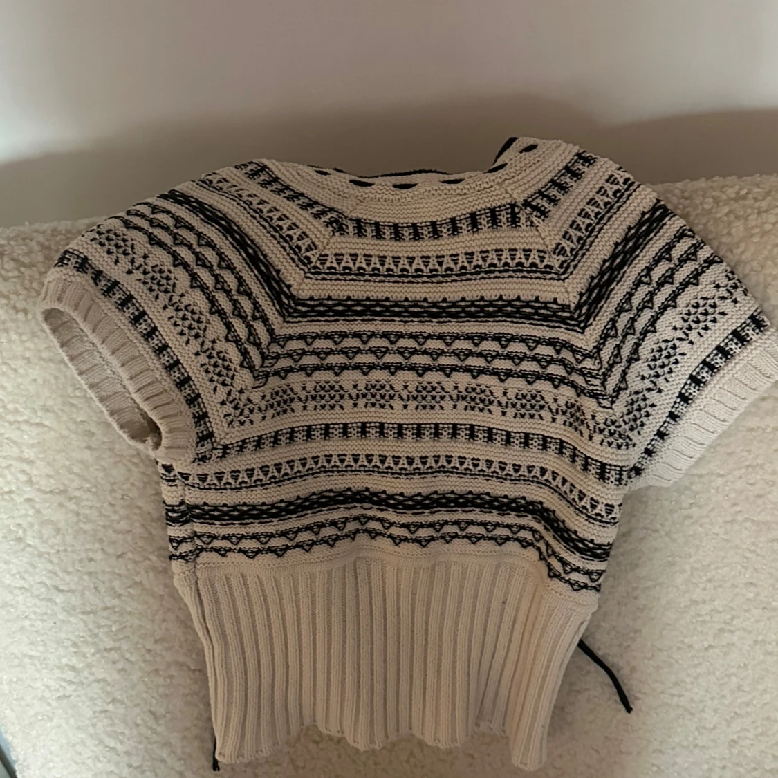 Svartvit stickad topp från Zara - 1