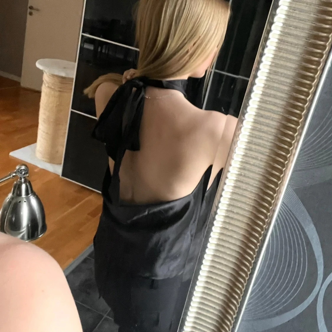 Svart halterneck-top - 1