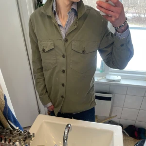 Hartford overshirt  - Olivgrön, bra skick, storlek M