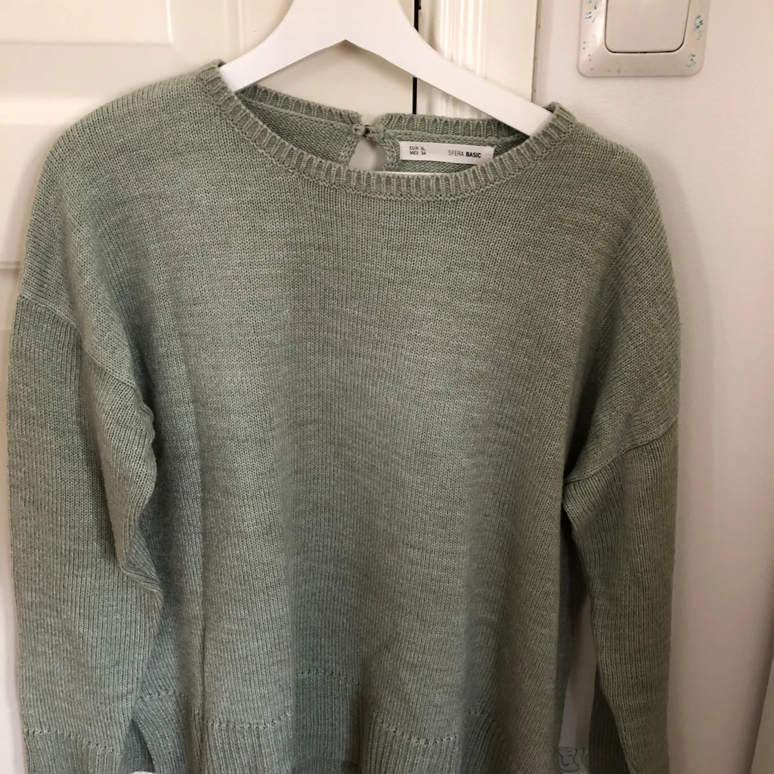 Grön stickad tröja från Sfera Basic