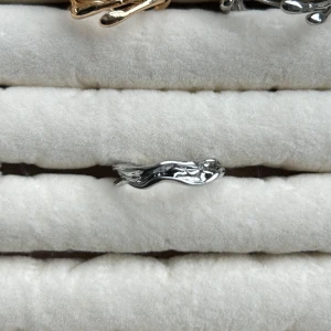Silverfärgad ring  - Justerbar 