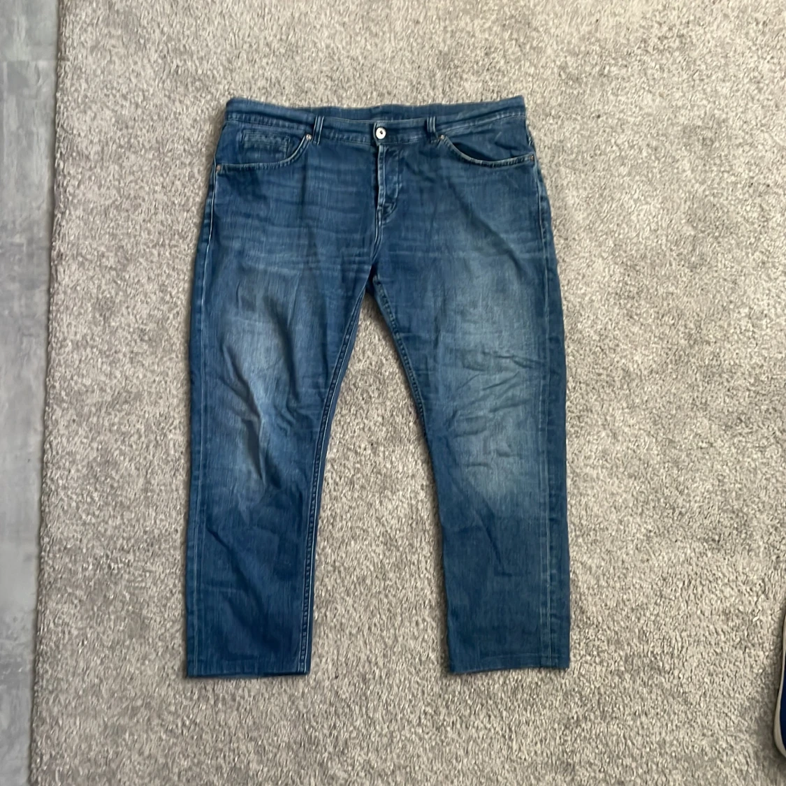 Blå jeans från dondup