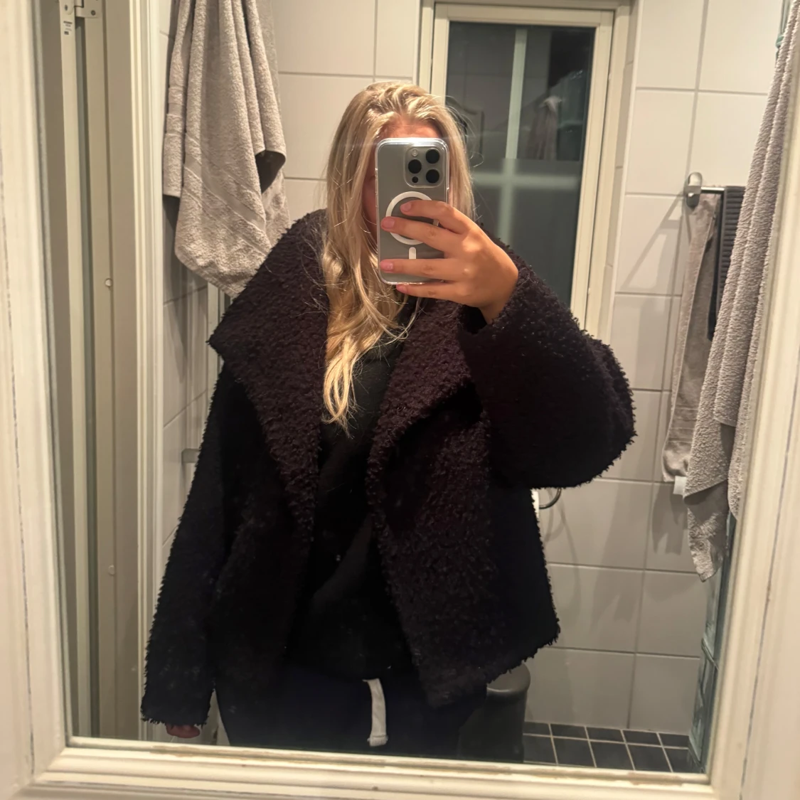 Svart oversized teddyjacka - 1