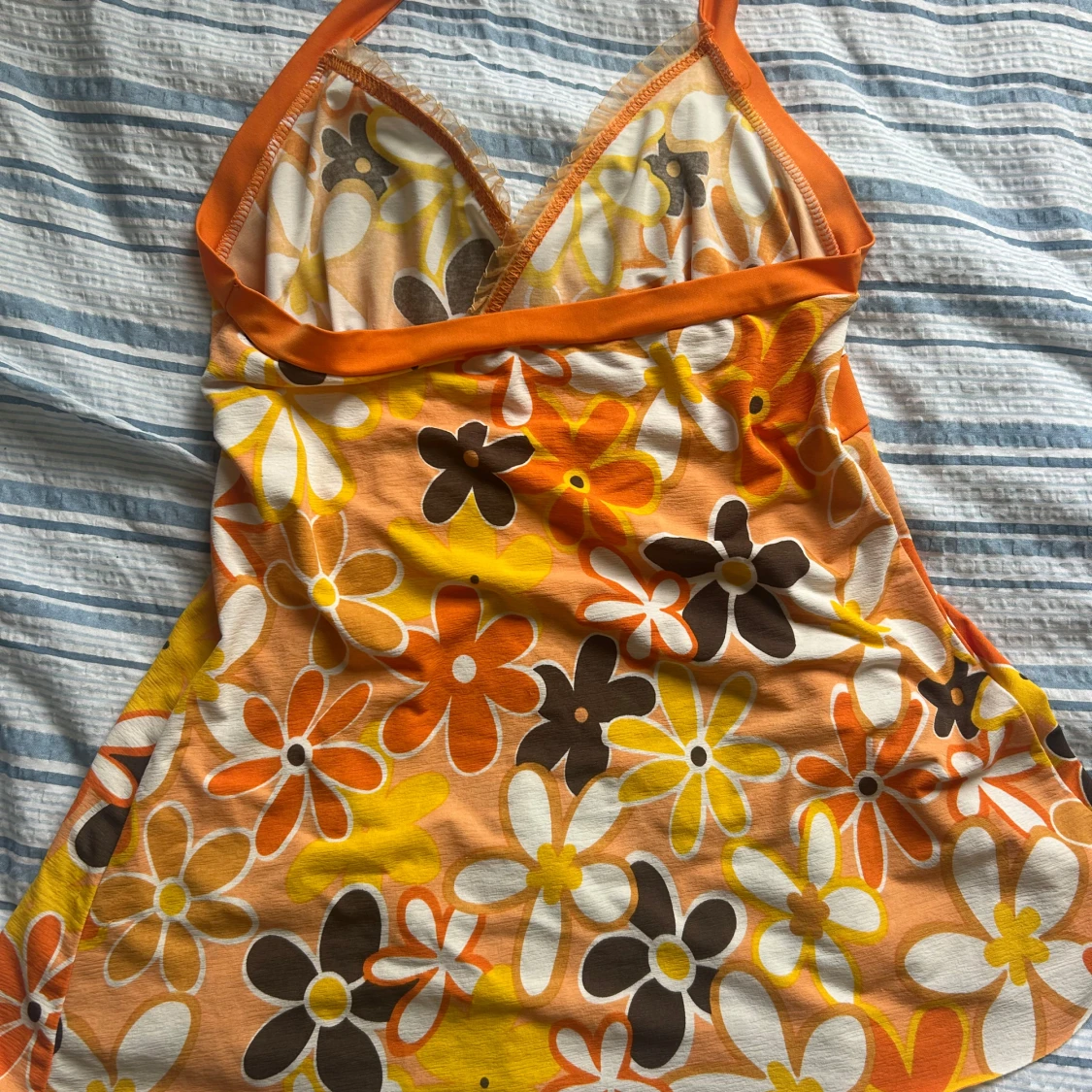 Blommig halterneck topp - 1