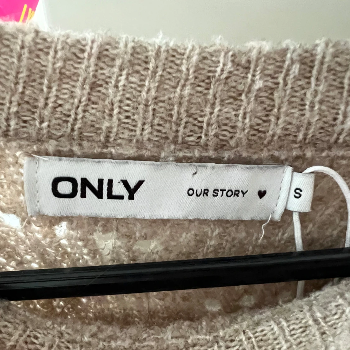 Beige stickad tröja från ONLY - 1